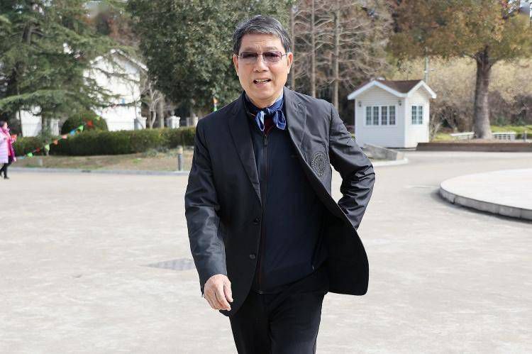 六月丁香伊人