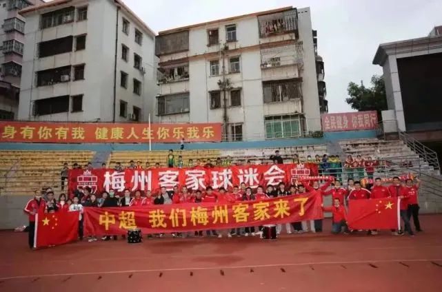 亚洲第一网站免费视频