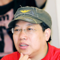 免费看三极片